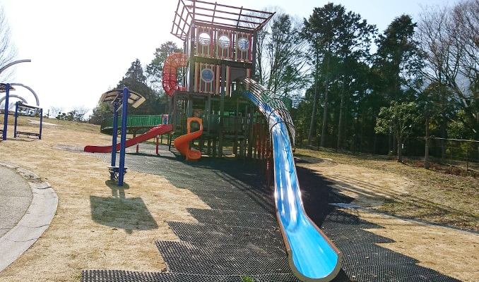 ごろごろ広場 | ならいこ